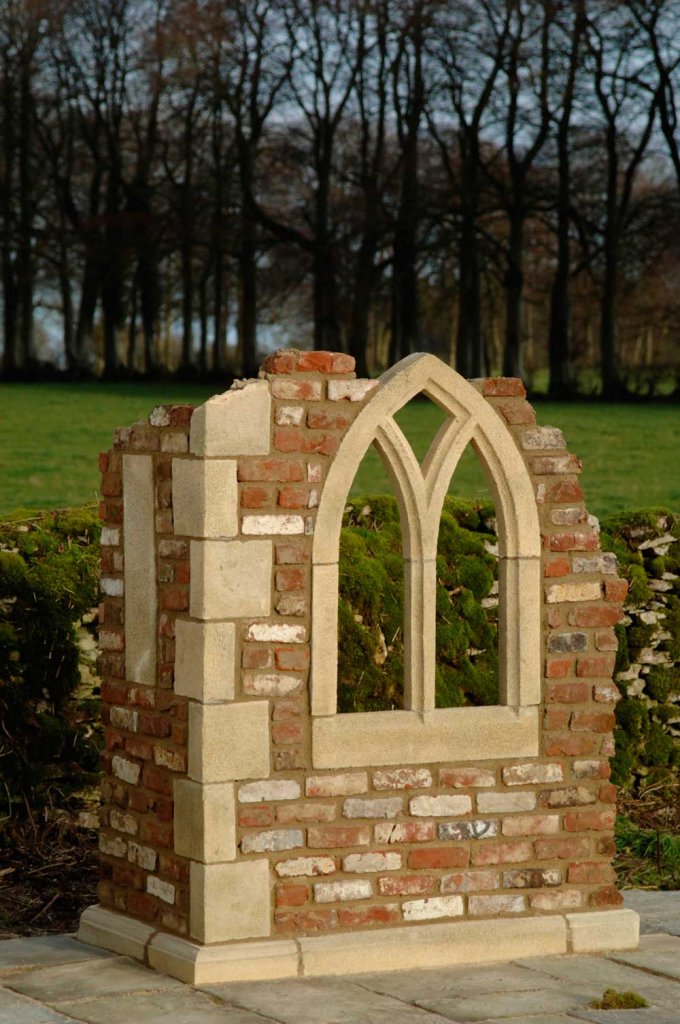 Gothic Corner Wall